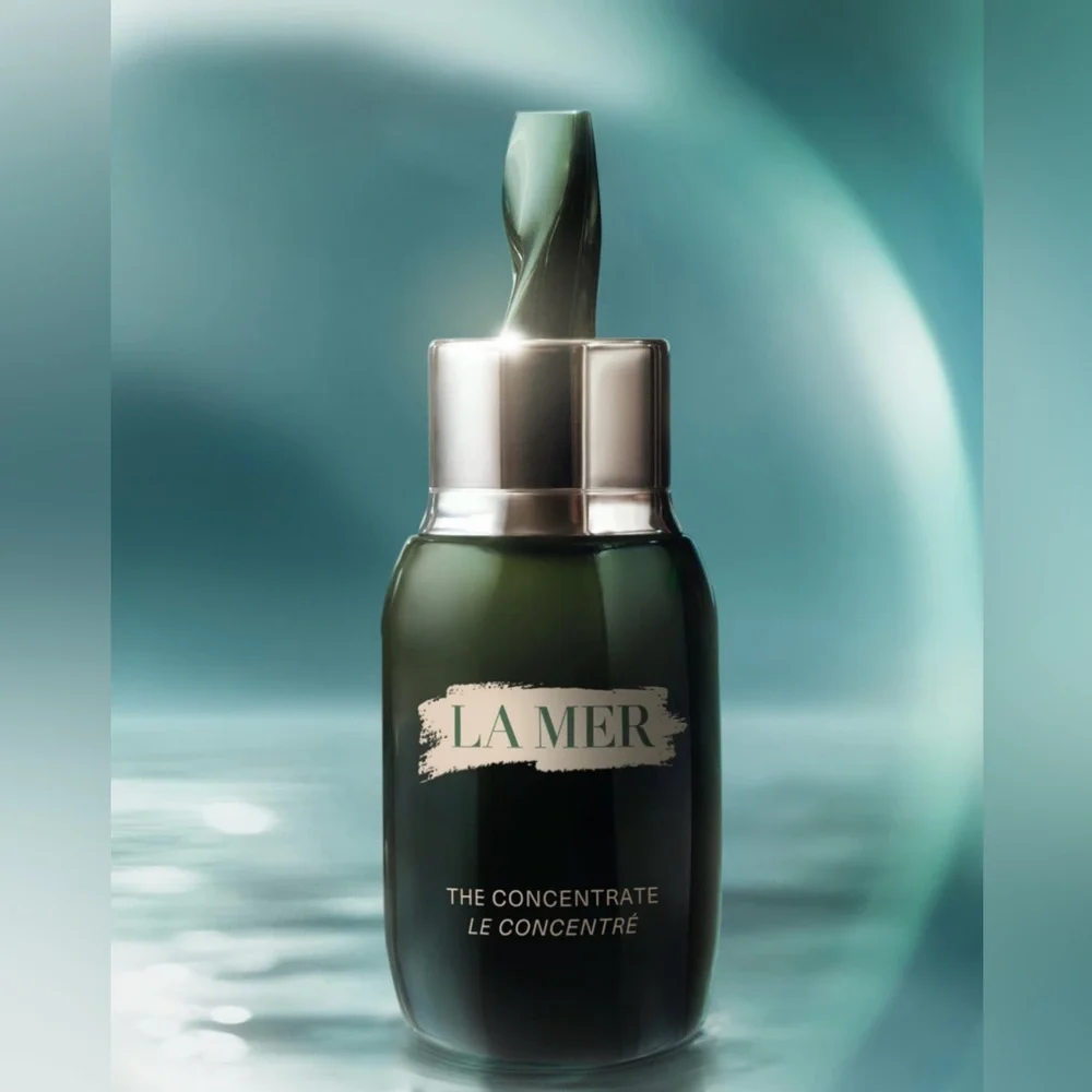 New in box La Mer The Concentrate - Deep Green bottle. - Picture 1 of 2
